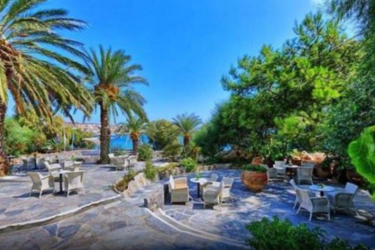 Sitia Beach City Resort & Spa Kültér fotó The garden of the hotel