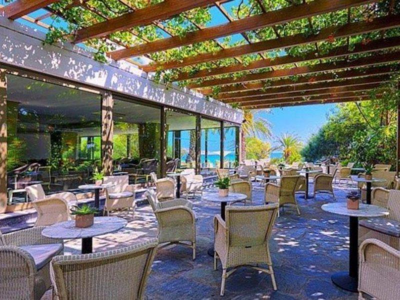 Sitia Beach City Resort & Spa Kültér fotó The restaurant at the hotel
