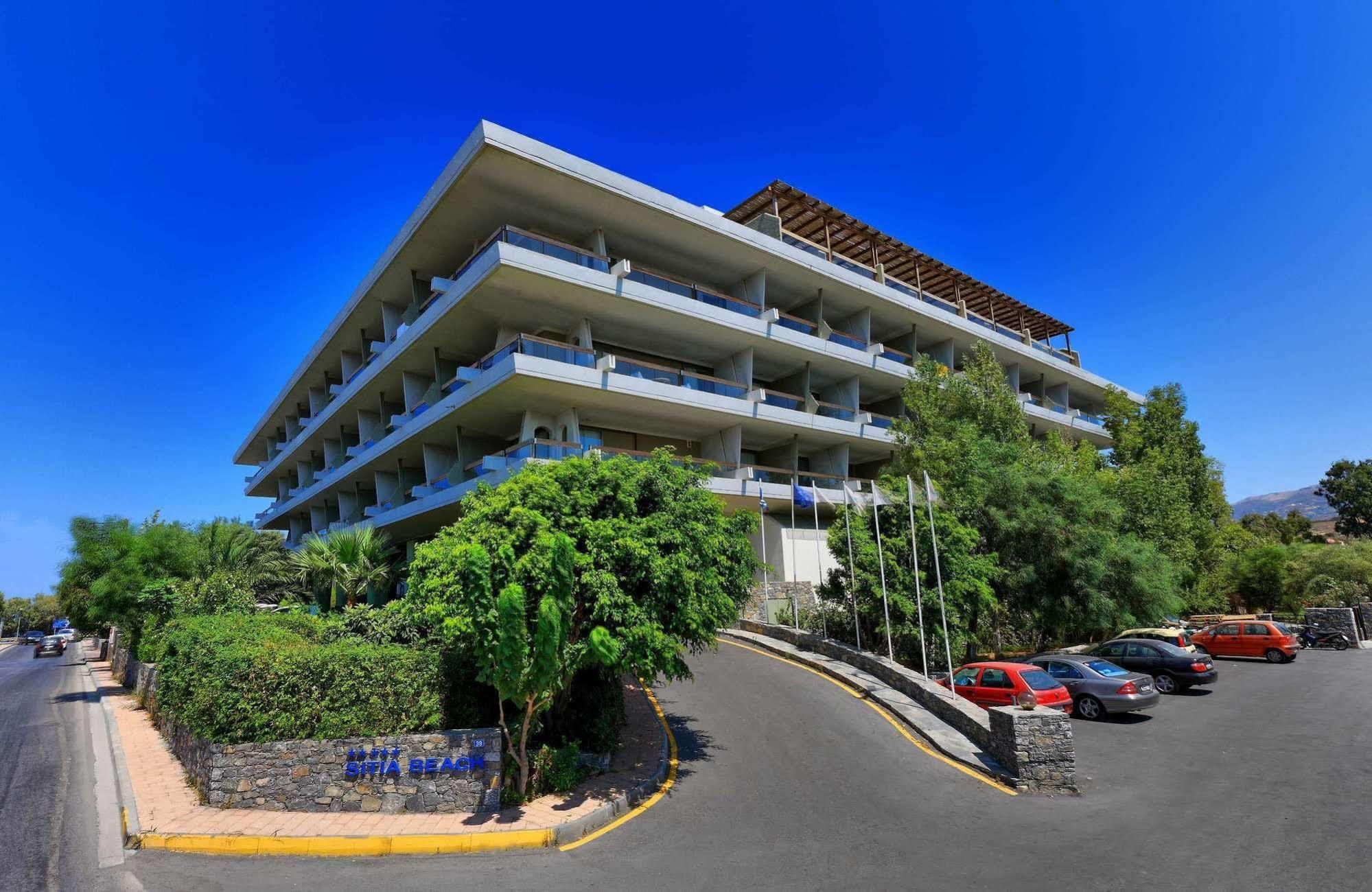 Sitia Beach City Resort & Spa Kültér fotó The hotel in 2016